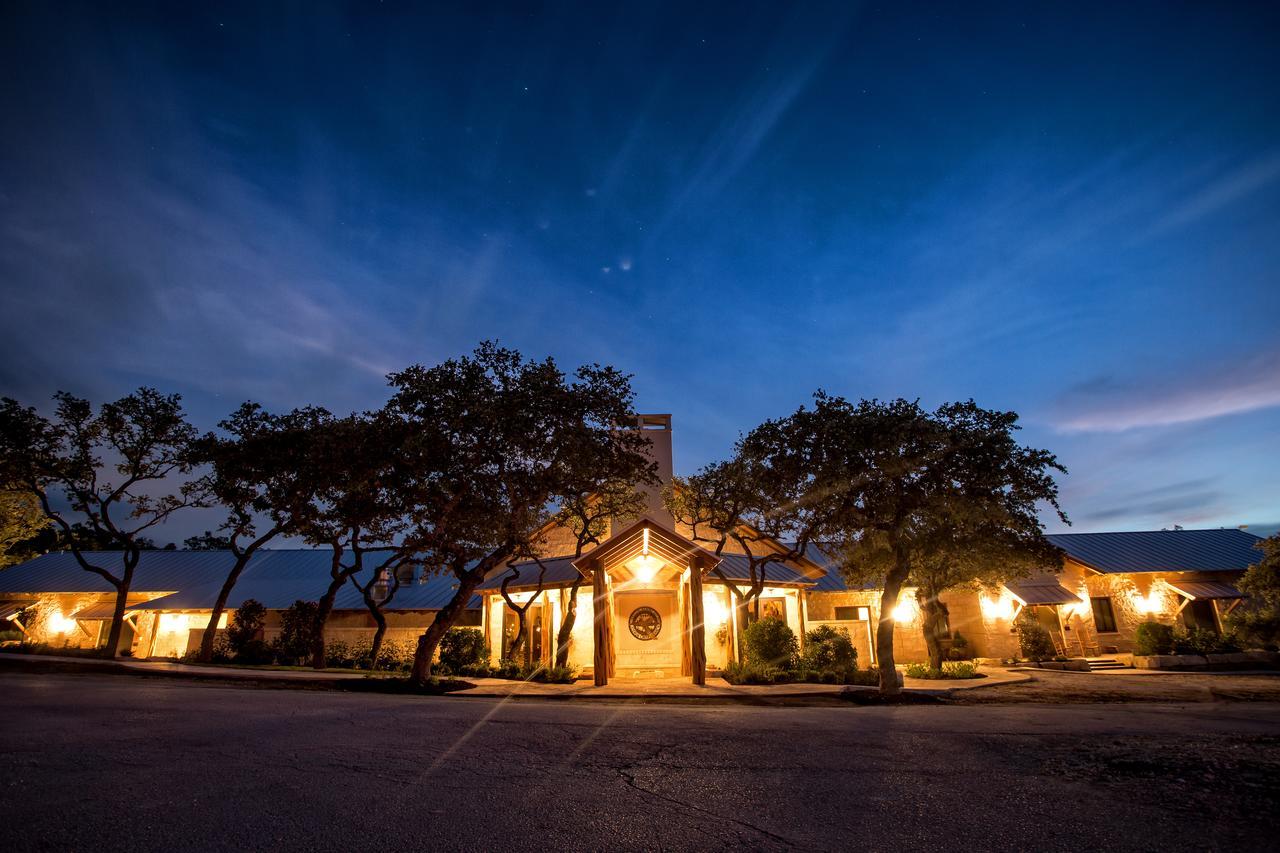 Отель Joshua Creek Ranch Берне Экстерьер фото