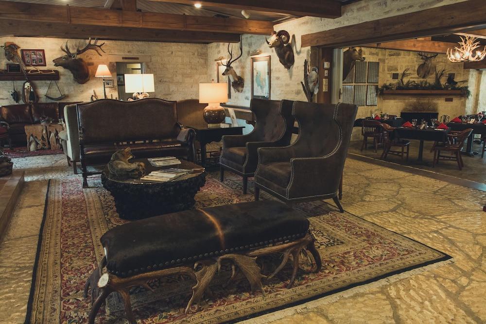 Отель Joshua Creek Ranch Берне Экстерьер фото